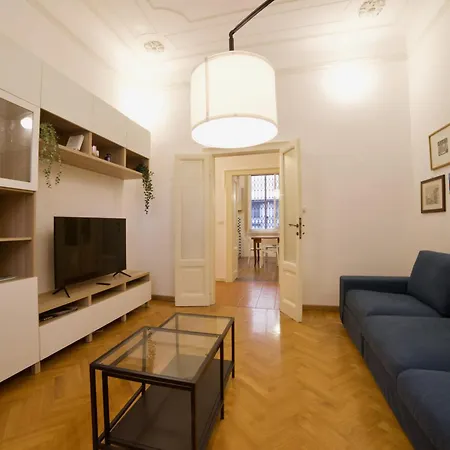 Viale Lombardia 84 *