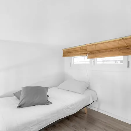 Design-m2 Moscova-centrale Fs-wifi-netflix *