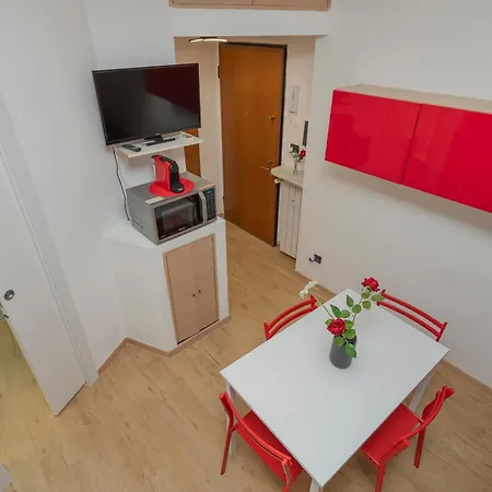 Apartamento Romantica, Metro A 20m, Duomo E A 10 Min, Isola Milán