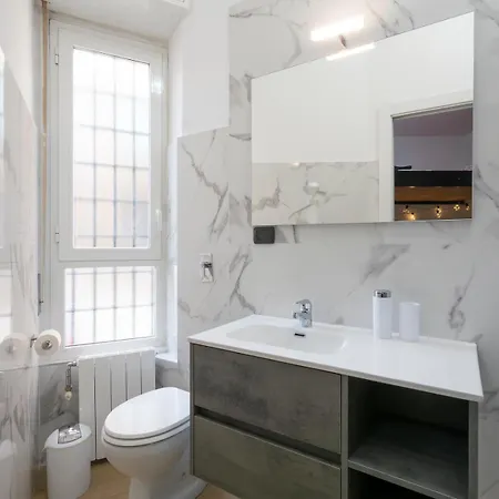 Romantica, Metro A 20m, Duomo E A 10 Min, Isola Apartamento