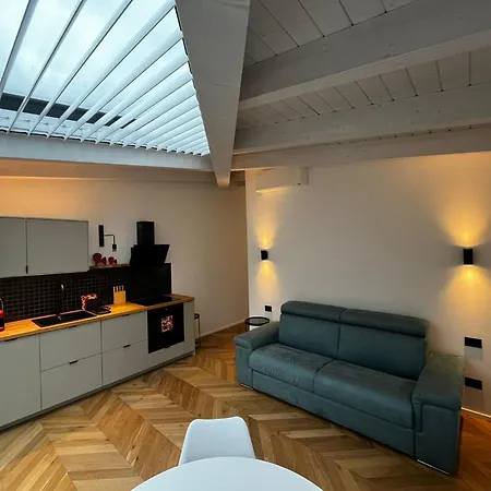 Iconicvue Skyline Porta Nuova *