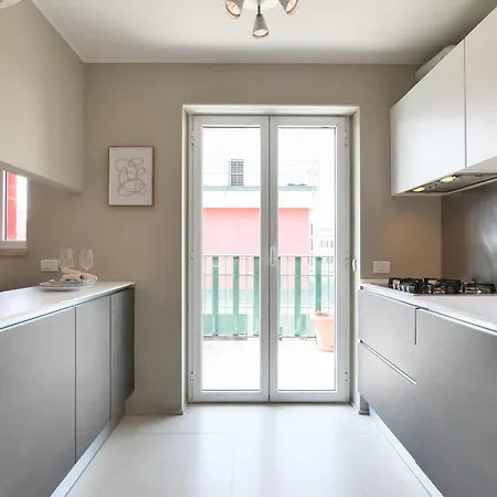 公寓 Elegante E Silenzioso Nel Cuore Di