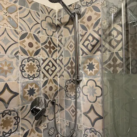 Navigli Metro4-tram2-naviglio Grande *