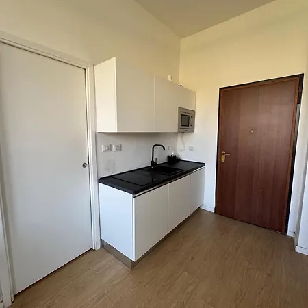 Stardust Padre Giuliani Milano