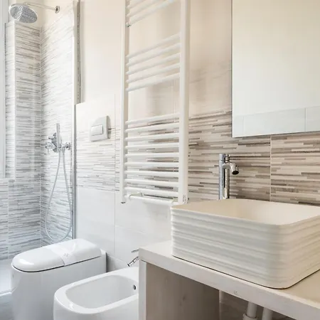 Tranquillo E Raffinato Monolocale Vicino Ptromana ميلان