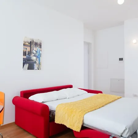 Artstay - New Exclusive Apt Near Metro M4 Milão