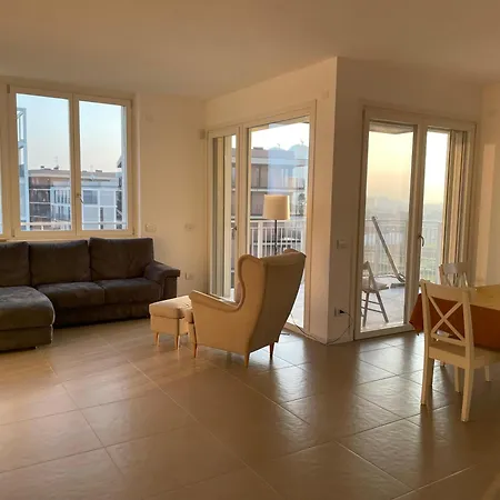La Casa Di Miri * Milan