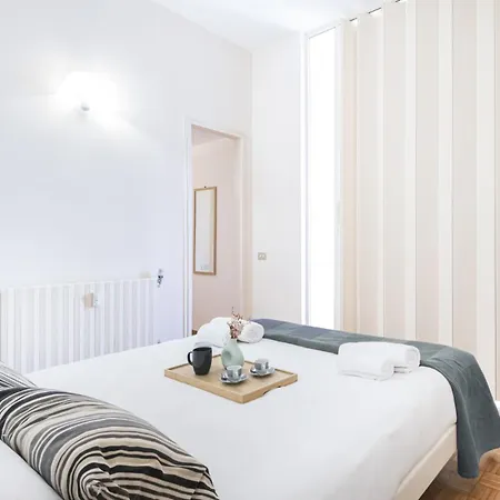 Easylife - - Romana 51 - Porta Romana Apartman