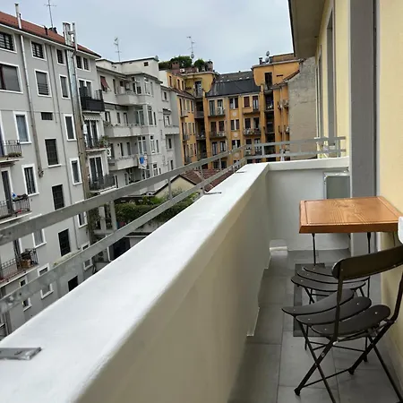 Luxury Gold * ميلان