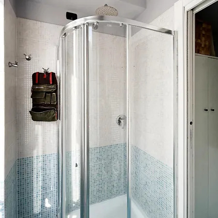 شقة A House - Cozy At Noce District ميلان