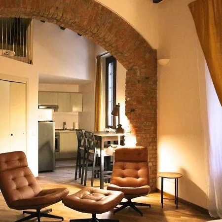 Apartament Loft Porta Romana - Duomo 3 Metro Stops