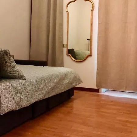 Duomo Cathedral Close Flats * Milão