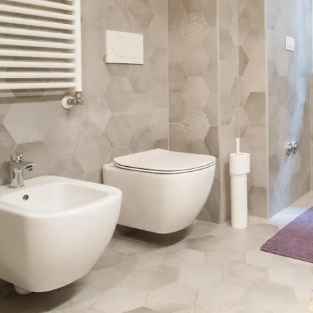 Amazing View Exclusive 9th Floor Apartment *