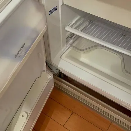 Metro Lanza Palace شقة فندقية *
