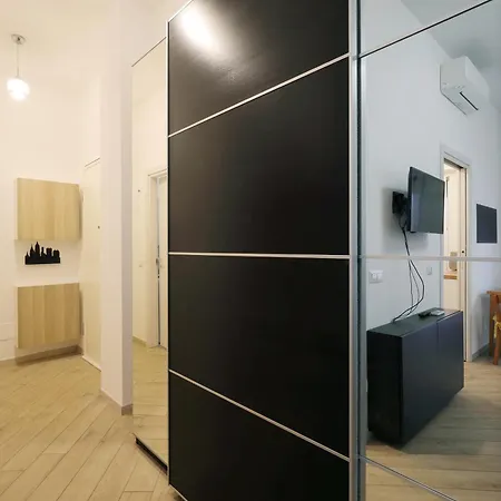 Eri-kasa * מילאנו