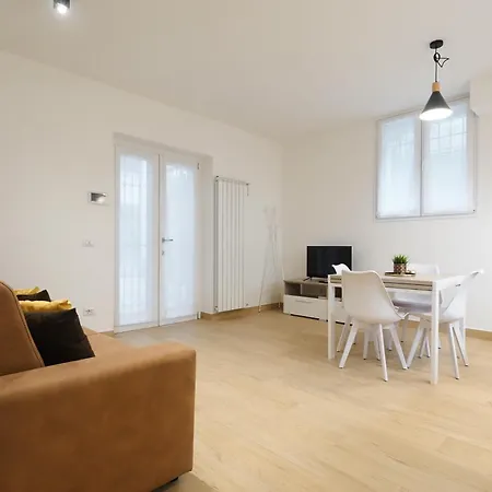 Primopiano - Marciano * Milánó