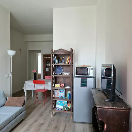 Casita Navigli 2rooms 5beds Freewifi Ac Appartement Milaan