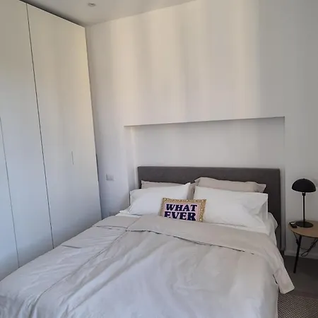Apartment Whispering Naviglio Nest