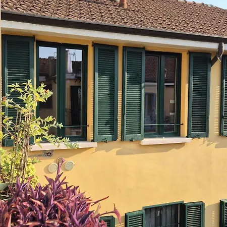 Whispering Naviglio Nest Apartment *