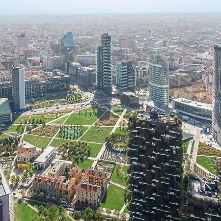 Apartment Exclusive In The Heart Of Milan