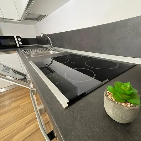 Candiani B2 Bilocale * Milan