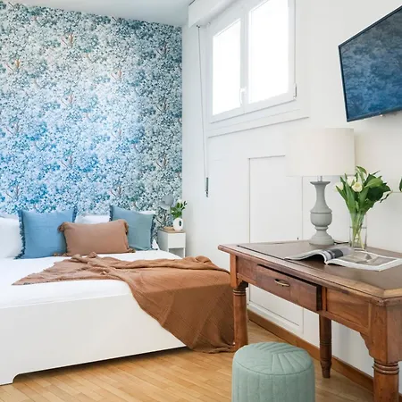 Easylife - - Corso Venezia 6 - San Babila *