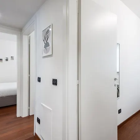 Stayeasy Santagiulia - M3 Metro - Center In 20 Mins Daire *