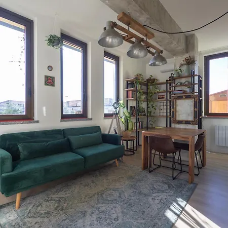 Casa Madera With Lovely Terrace * Milan