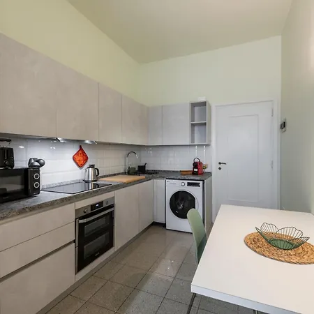 110mq Santa Sofia Apartment, In The Center Of Milan, 10 Min Walk From Duomo * Mediolan