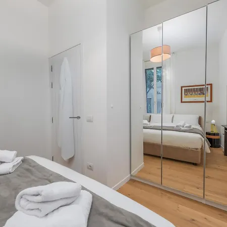 Apartment Solari Apartment, In Design Area, Near Tortona District,