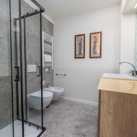 Apartment Solari Apartment, In Design Area, Near Tortona District,