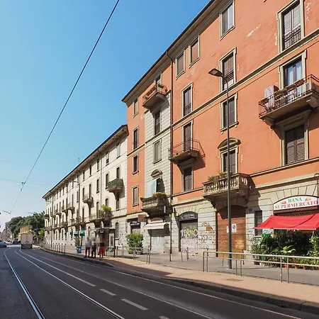Apartment Primopiano - Meda 38 *