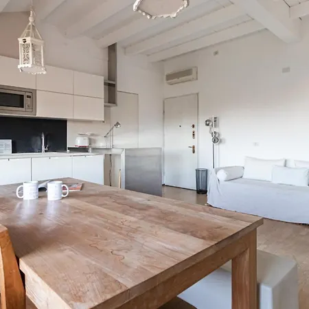 Italianway Easy - Zara 118 Apartman