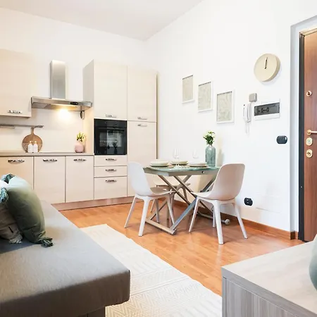 Apartment Cozy In Piazza 5 Giornate By Easylife *