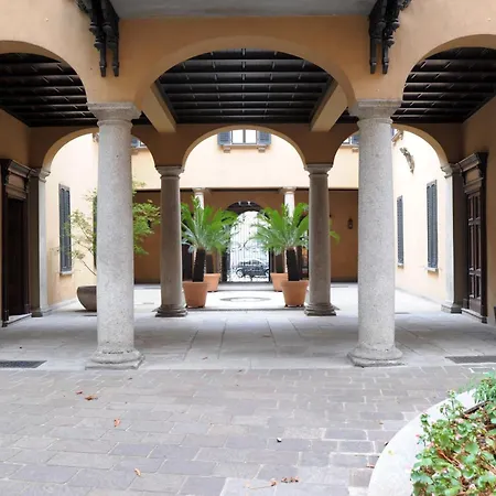 Apartament Lanzone Mediolan