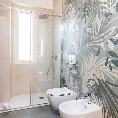 Luxurious & Spacious Flats In Duomo Apartment *