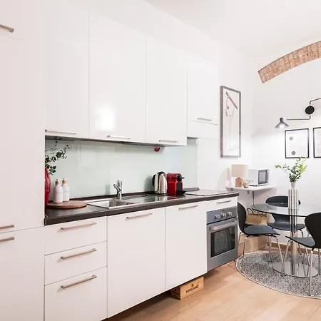 Magenta Apartment, Milan Historic Center *