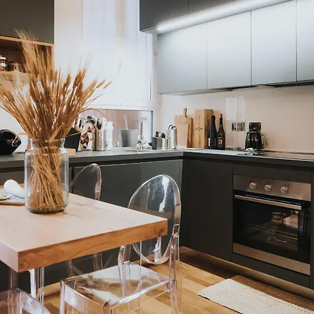 Prestige Boutique Homes - Brera 2 *