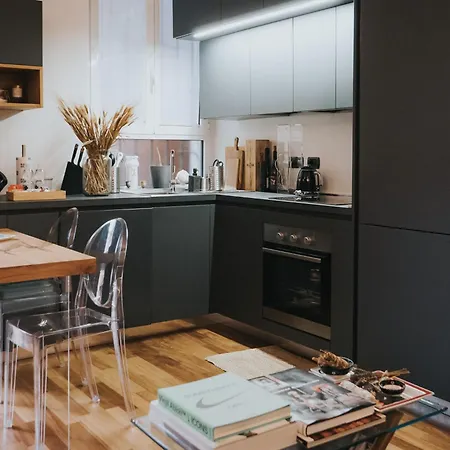 Prestige Boutique Homes - Brera 2 *
