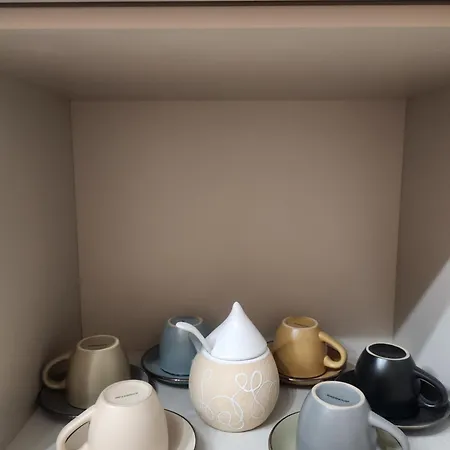 Apartment Art Deco Near Metro&navigli Milan