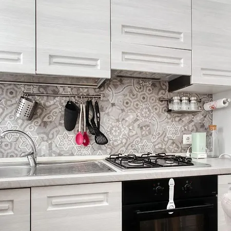 Stylish Flat Near San Siro - Metro Wifi & Ac