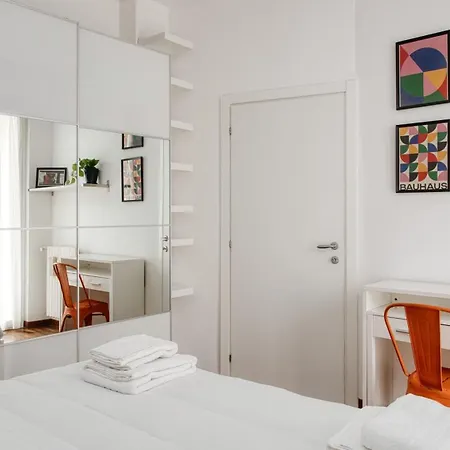 Apartment Cozy Modern Near Metro, Wifi Ac *