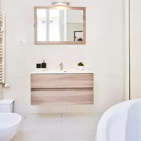 דירה Wonderful Near Station - Daniele *