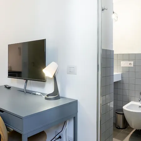 New Flat In The Heart Of Navigli 밀라노