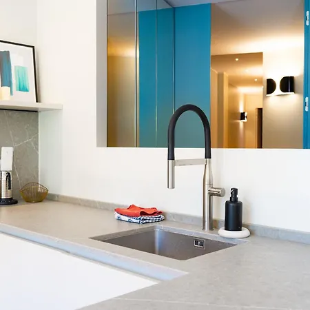 Casa Di Design Nel Centro Storico 公寓 *