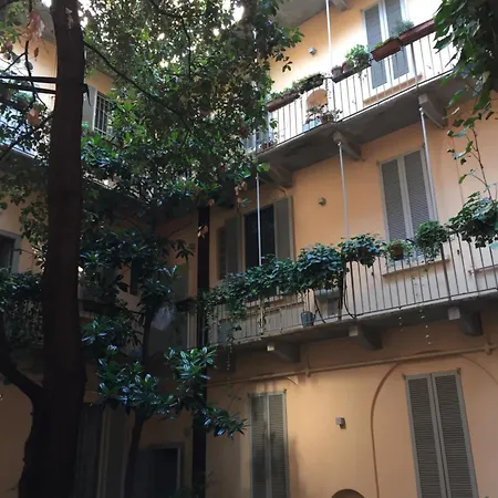 Casa Di Ringhiera Milanese Milan
