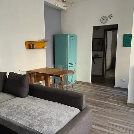 Apartment Casa Dalmazio Milan