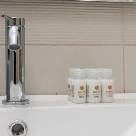 아파트 I San Siro I Steps To Metro, Ac & Free Wifi *