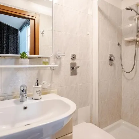 Great Tavern In Apartament