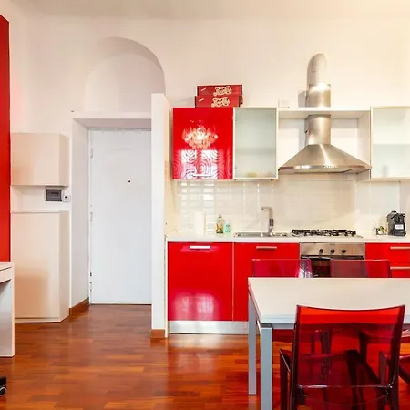 Andrea In The Navigli Area * Milan